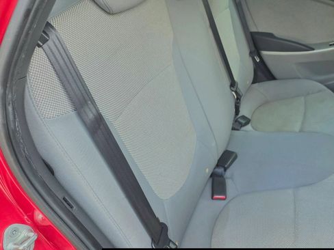 Used 2013 Hyundai Accent GS FWD image 14