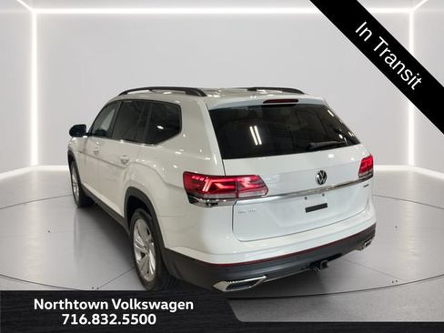 Used 2023 Volkswagen Atlas SE AWD/4WD image 3