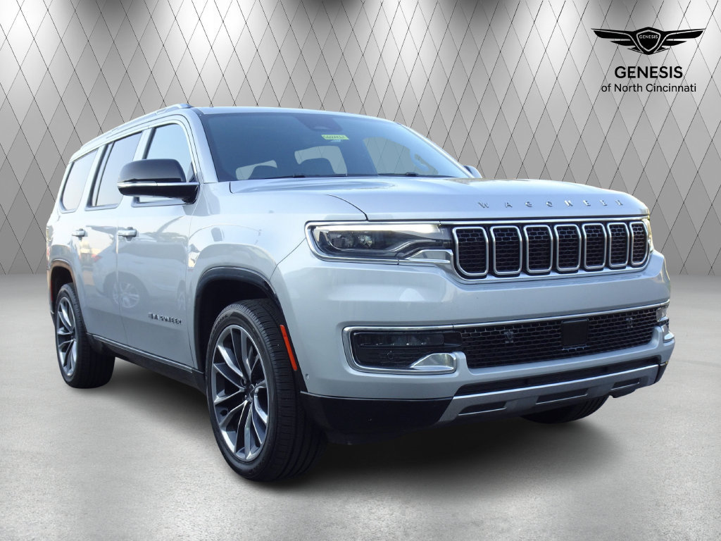 Used 2023 Jeep Wagoneer Series III w/ Premium Group I AWD/4WD image 7