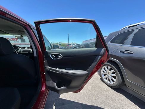 Used 2019 Nissan Sentra SV image 14