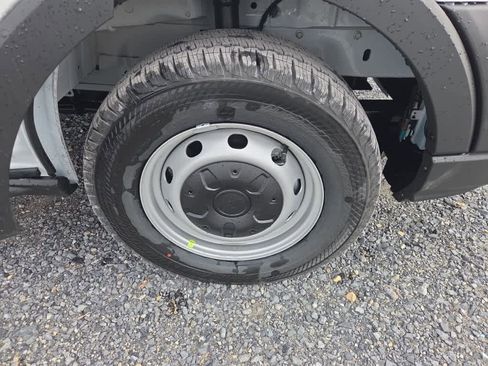 New 2026 Ford Transit 250 148 Medium Roof image 10