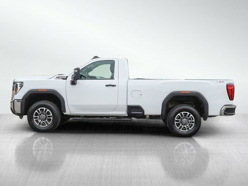 Used 2025 GMC Sierra 3500 Pro w/ 1SA Pro Safety Plus Package AWD/4WD image 2