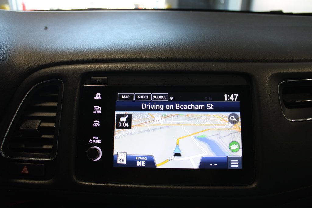 Used 2019 Honda HR-V Touring image 13