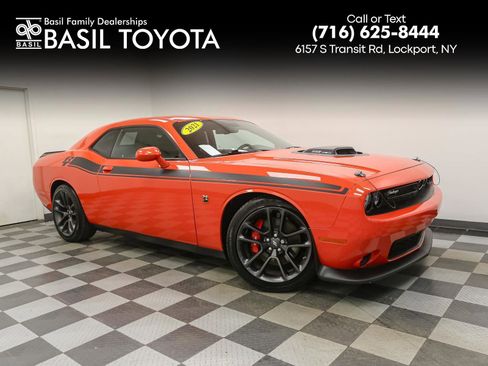 Used 2021 Dodge Challenger R/T Scat Pack w/ Shaker Package image 1