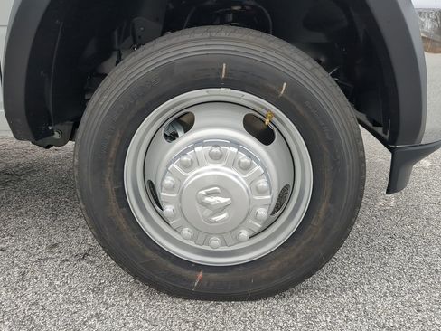 New 2026 RAM 4500 Tradesman image 9