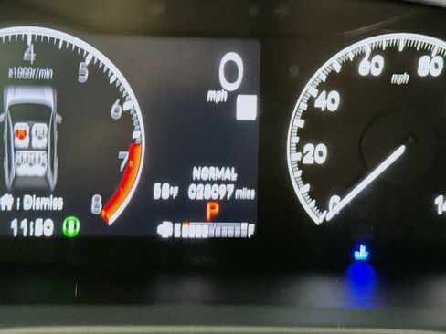 Used 2025 Honda HR-V EX-L image 8