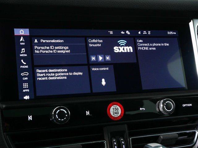 Certified 2026 Porsche Macan AWD/4WD image 17