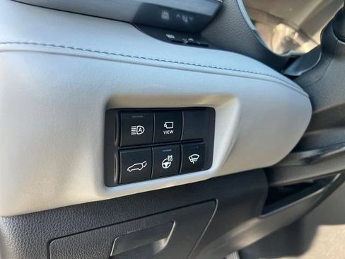 Used 2022 Toyota Highlander Platinum AWD/4WD image 15