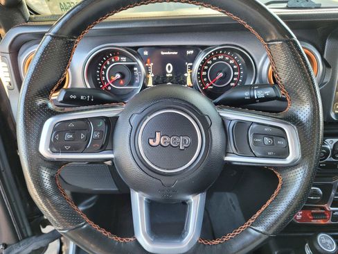 Used 2022 Jeep Gladiator Mojave w/ LED Lighting Group AWD/4WD image 30