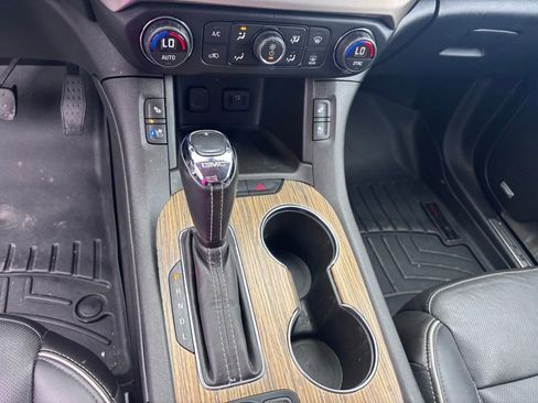 Used 2019 GMC Acadia Denali w/ Technology Package image 25