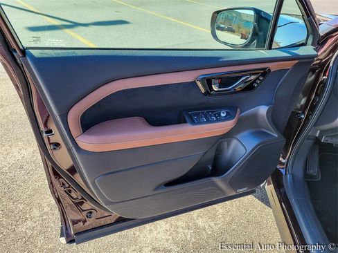 Certified 2026 Subaru Forester Touring image 27