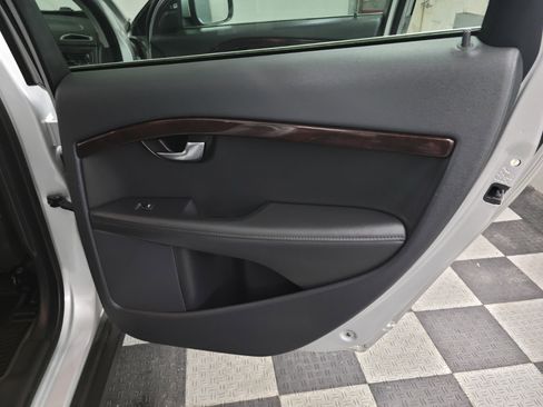 Used 2015 Volvo XC70 T6 Premier Plus image 25