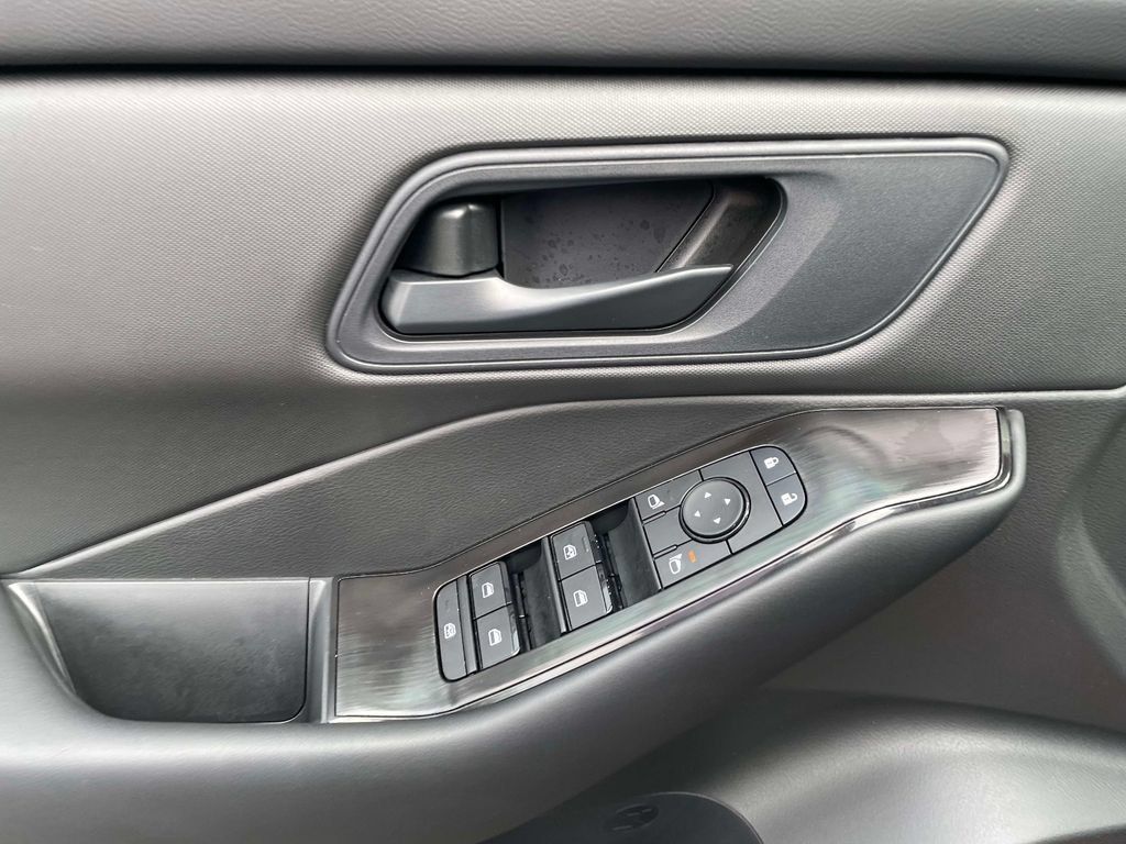 New 2026 Nissan Rogue S FWD image 19