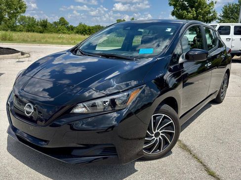 Used 2023 Nissan Leaf S FWD image 1