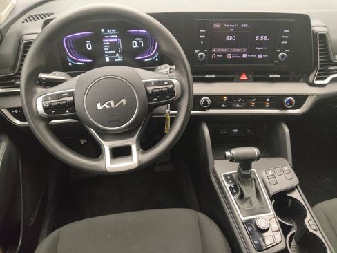 Used 2025 Kia Sportage LX AWD/4WD image 22