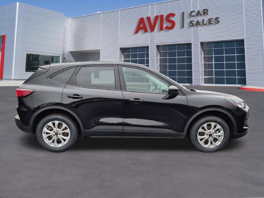 Used 2025 Ford Escape Active AWD/4WD image 5