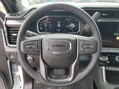 New 2026 GMC Sierra 3500 Denali Ultimate AWD/4WD image 22