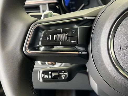 Used 2026 Porsche Macan S AWD/4WD image 8