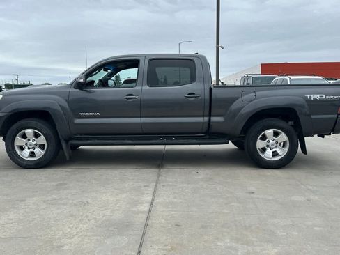 Used 2015 Toyota Tacoma PreRunner RWD image 6
