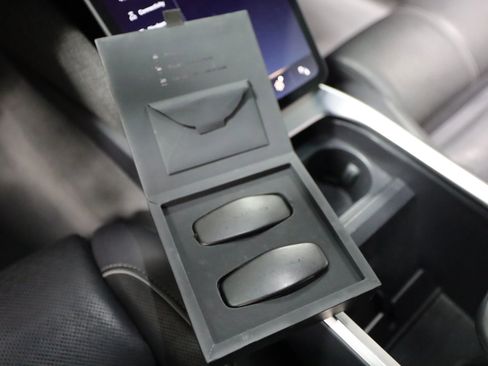 Used 2022 Lucid Air Grand Touring image 68