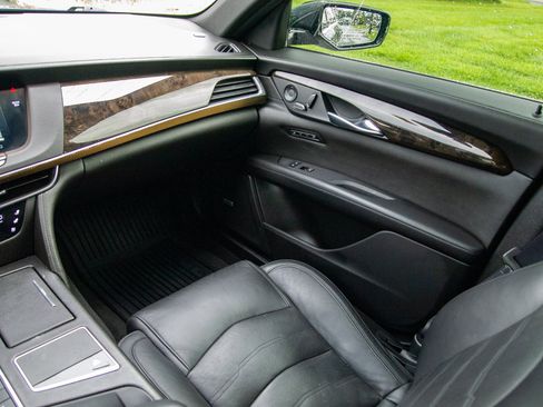 Used 2018 Cadillac CT6 Luxury AWD/4WD image 15