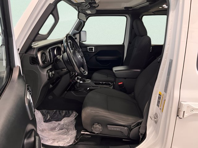 Used 2020 Jeep Gladiator Sport w/ Quick Order Package 24S AWD/4WD image 15
