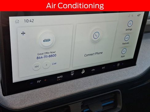 Used 2025 Ford Maverick XLT w/ 4K Tow Package image 16