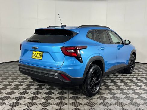 New 2026 Chevrolet Trax LT w/ Sunroof Package image 6