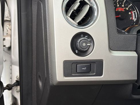 Used 2014 Ford F150 FX4 w/ Equipment Group 402A Luxury AWD/4WD image 10