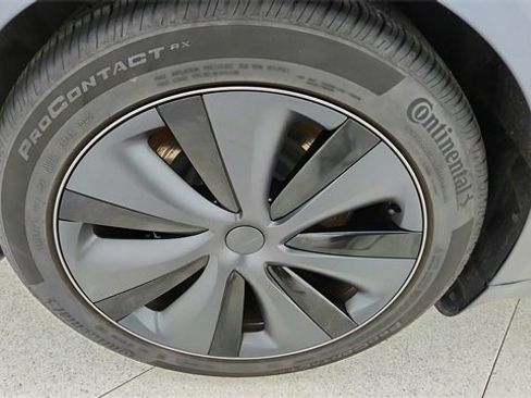 Used 2024 Tesla Model S Base image 56