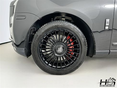 Used 2019 Rolls-Royce Cullinan image 18