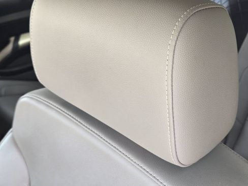 Used 2018 Chevrolet Tahoe LT w/ Texas Edition Package RWD image 15