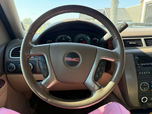 Used 2013 GMC Sierra 2500 SLT w/ SLT Convenience Package image 11