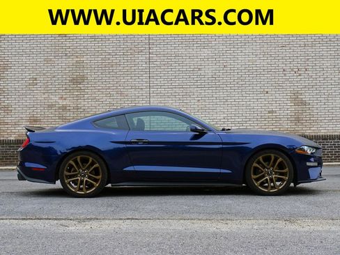Used 2019 Ford Mustang Premium RWD image 5