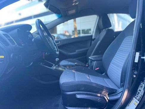Used 2018 Kia Forte S FWD image 15