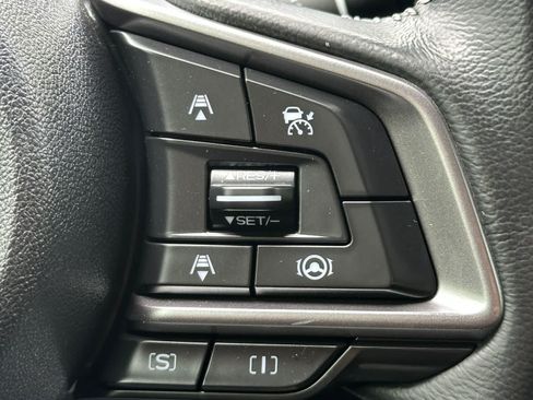 Used 2022 Subaru Forester Premium AWD/4WD image 29