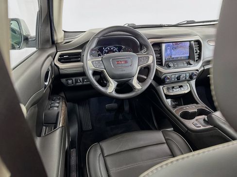 Used 2022 GMC Acadia Denali w/ Denali Ultimate Package AWD/4WD image 22