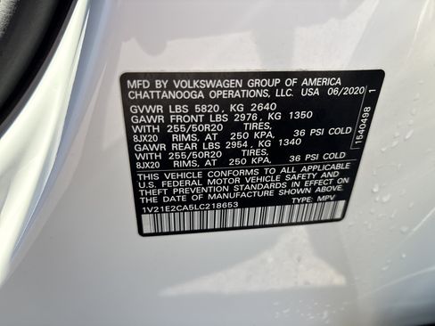 Used 2020 Volkswagen Atlas Cross Sport SE w/ Towing Package AWD/4WD image 35