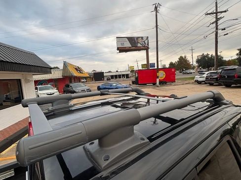 Used 2019 Nissan Frontier PRO-4X w/ Pro-4x Luxury Package image 10