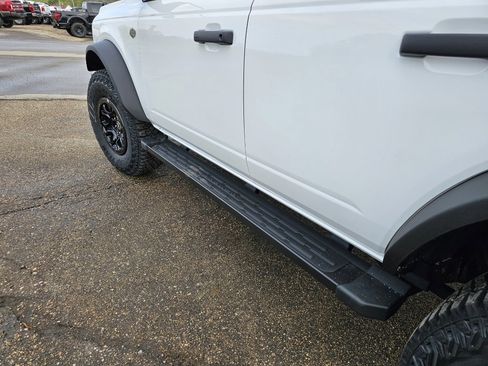 New 2024 Ford Bronco Wildtrak image 12