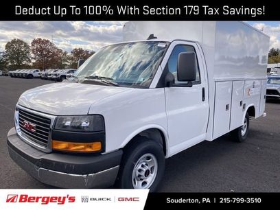 New 2025 GMC Savana 3500 w/ Power Convenience Package
