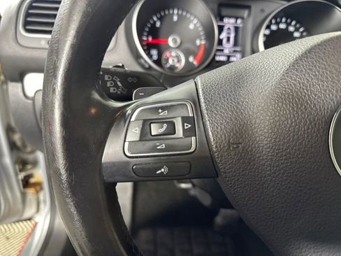 Used 2014 Volkswagen Golf TDI image 15