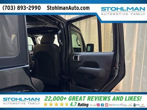 Used 2022 Jeep Wrangler Unlimited Sahara w/ Cold Weather Group image 31