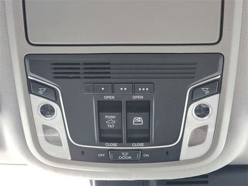 Used 2019 Honda Ridgeline RTL-E image 25