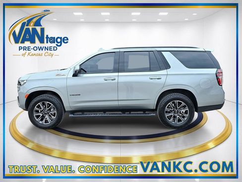 Used 2023 Chevrolet Tahoe Z71 w/ Luxury Package image 10