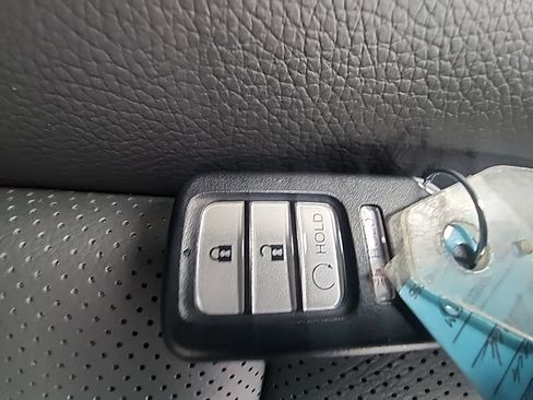 Certified 2024 Honda Ridgeline RTL image 32