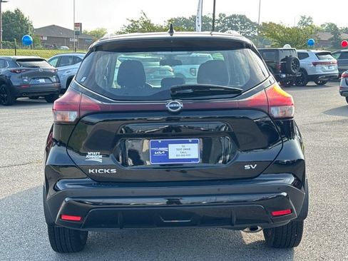 Used 2024 Nissan Kicks SV FWD image 4