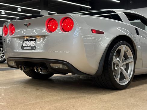 Used 2010 Chevrolet Corvette Grand Sport w/ Preferred Equipment Group RWD image 29