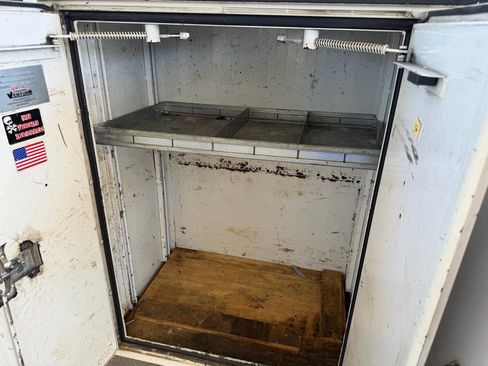 Used 2017 Ford F550 2WD Regular Cab Super Duty image 58