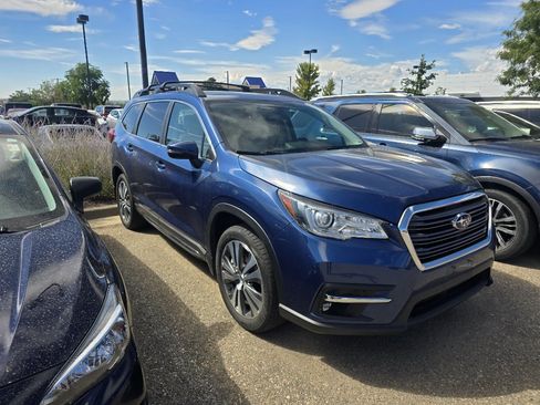 Used 2020 Subaru Ascent Limited w/ Technology Package AWD/4WD image 17